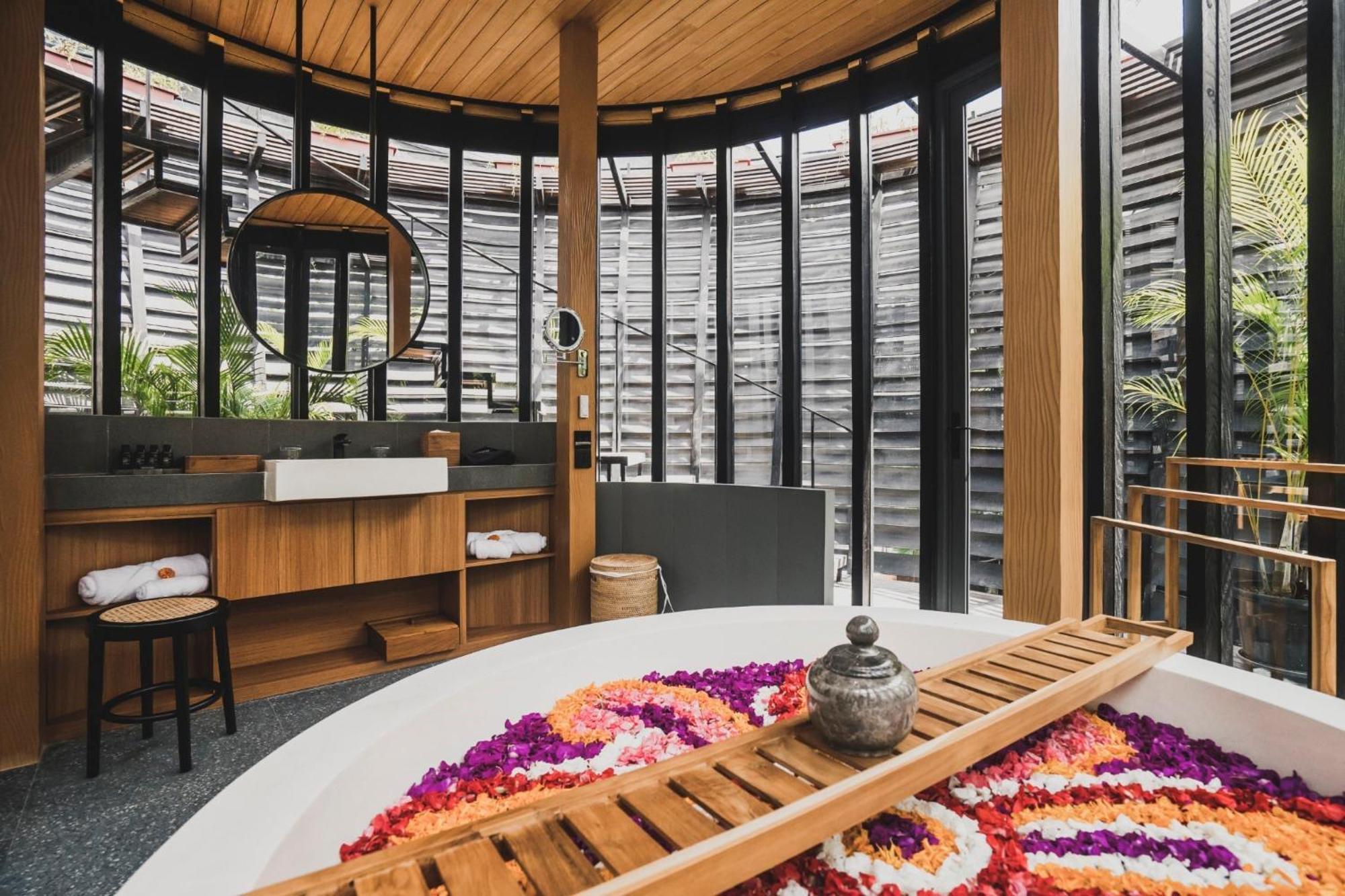 Canggu Cabana Resort & Spa By Ini Vie Hospitality Dış mekan fotoğraf