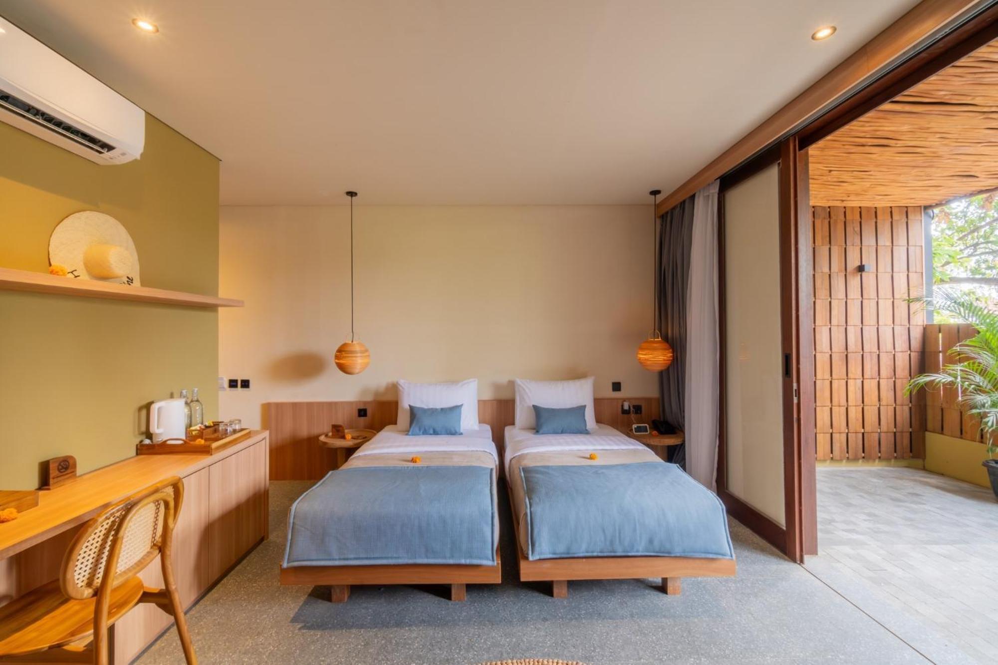Canggu Cabana Resort & Spa By Ini Vie Hospitality Dış mekan fotoğraf